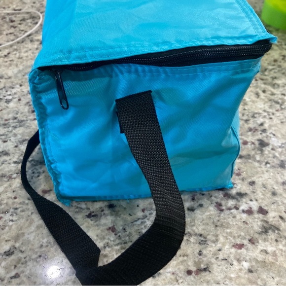 Preowned Koozie blue lunch bag with a Narwhal “Inspire Imagine Innovate” EUC - Picture 6 of 9